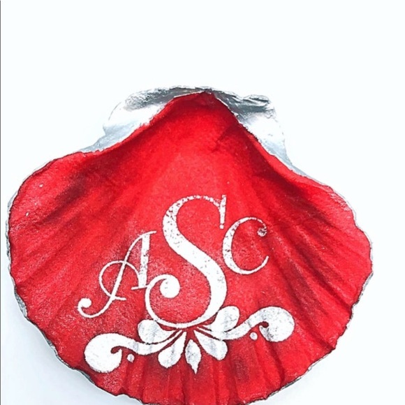 Personalized Clam Shell Trinket Dish For You or As A Gift, Unique Gift Idea! - Picture 4 of 7